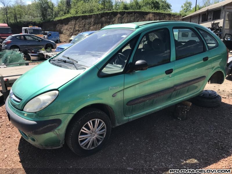 Citroen  Xsara Picasso 1.8b Zelena Kompletan Auto U Delovima