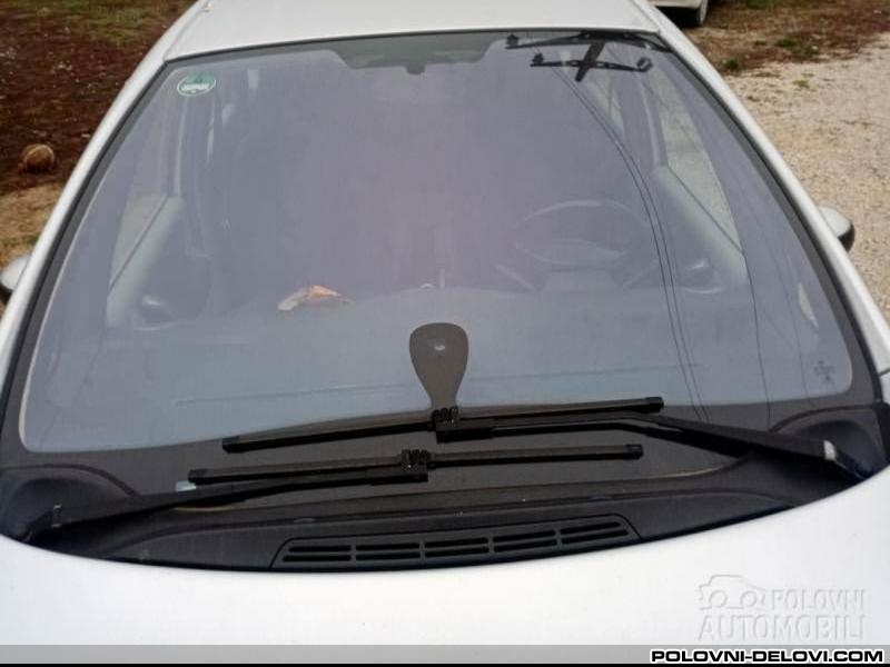 Citroen  Xsara Picasso  Stakla