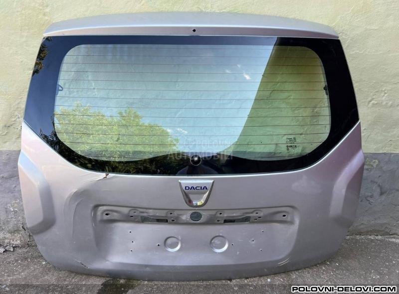 Dacia  Duster  Karoserija