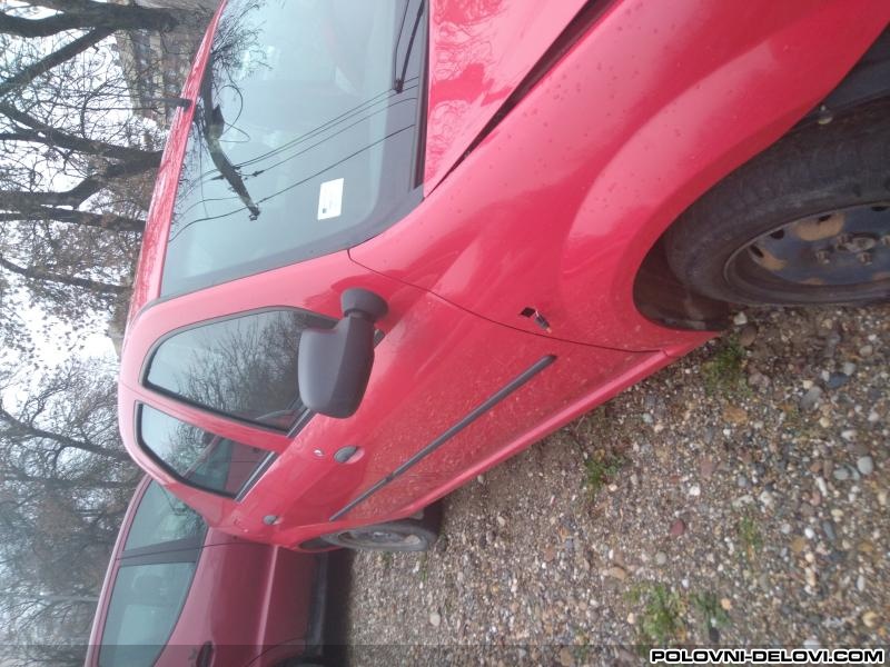Dacia  Logan 1.4 B Kompletan Auto U Delovima