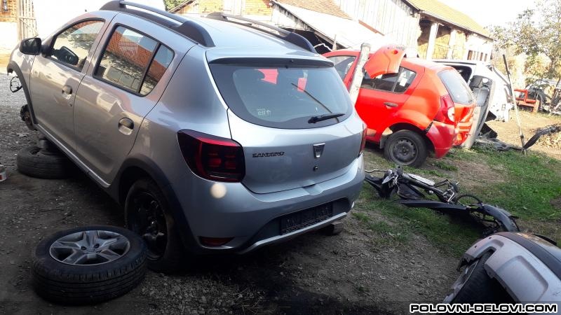 Dacia  Sandero Dvojka Kompletan Auto U Delovima