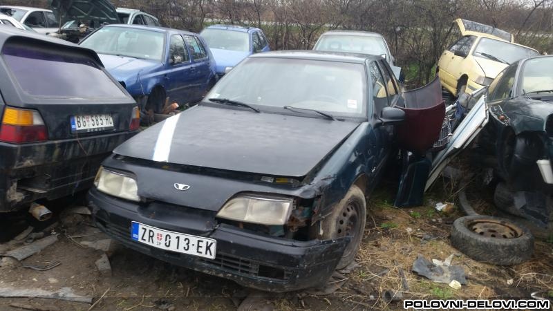 Daewoo  Espero Polovni Delovi Kompletan Auto U Delovima
