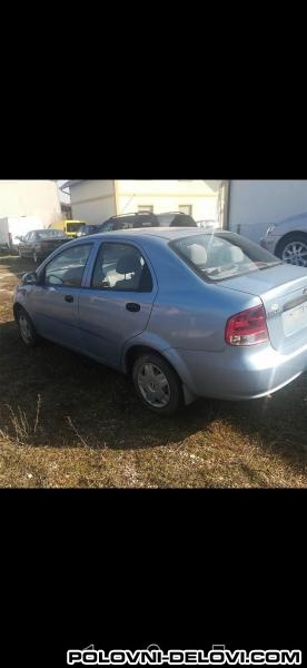 Daewoo  Kalos  Kompletan Auto U Delovima