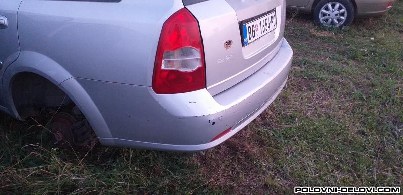 Daewoo  Nubira  Kompletan Auto U Delovima
