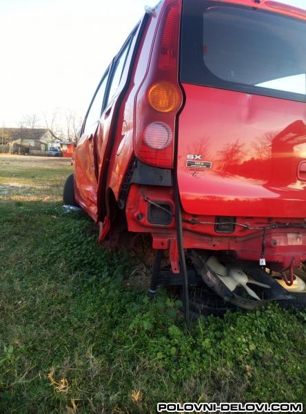 Daihatsu  Cuore Benzin Kompletan Auto U Delovima