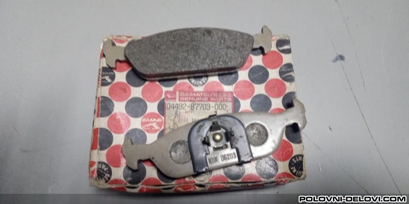 Daihatsu  Cuore  Kompletan Auto U Delovima