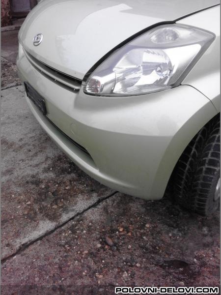 Daihatsu  Sirion 1.3 Kompletan Auto U Delovima