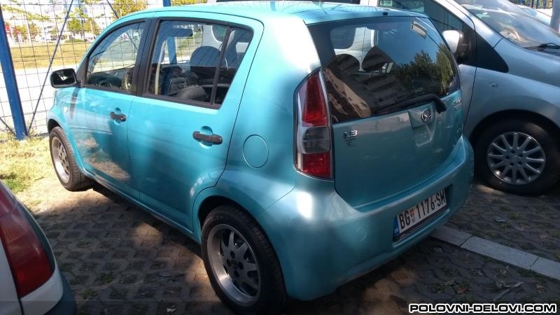 Daihatsu  Sirion 1.3wvti Kompletan Auto U Delovima
