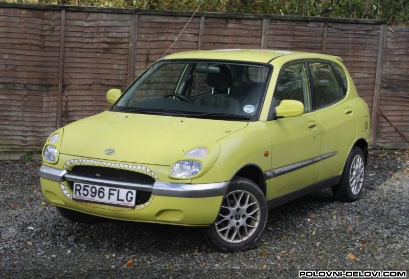 Daihatsu  Sirion  Kompletan Auto U Delovima
