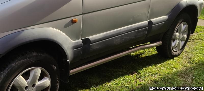 Daihatsu  Terios 1.3 4x4 Kompletan Auto U Delovima