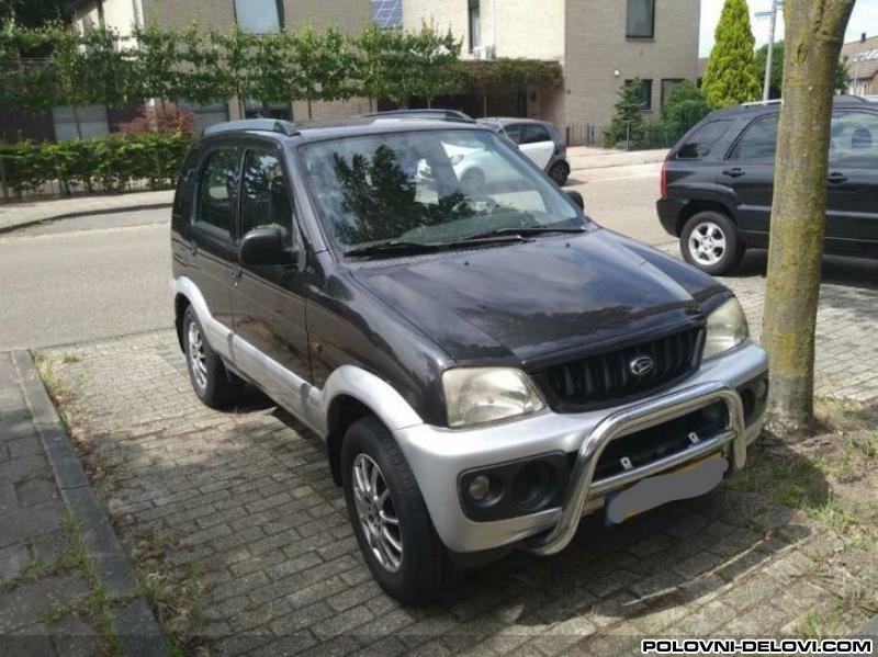 Daihatsu  Terios  Kompletan Auto U Delovima