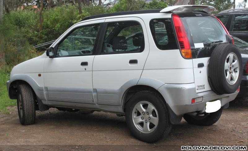 Daihatsu  Terios  Kompletan Auto U Delovima