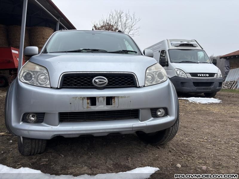 Daihatsu  Terios SX Kompletan Auto U Delovima