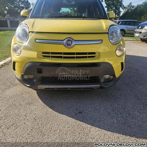 Fiat  500 L 1.2.1.4.1.3.1.6 Kompletan Auto U Delovima