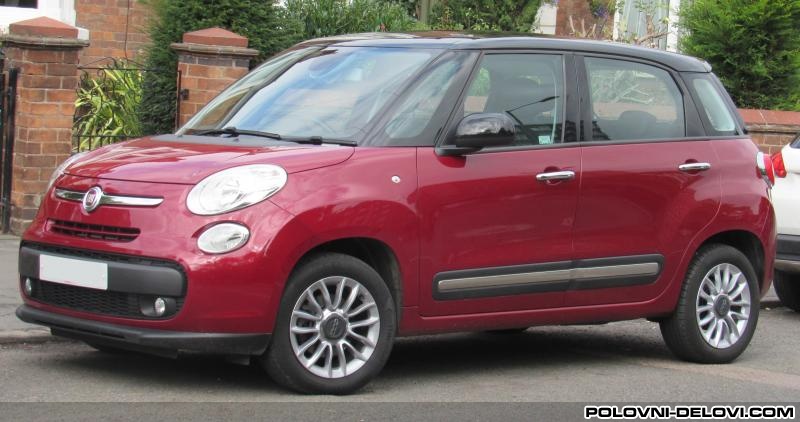 Fiat  500 L  Kompletan Auto U Delovima
