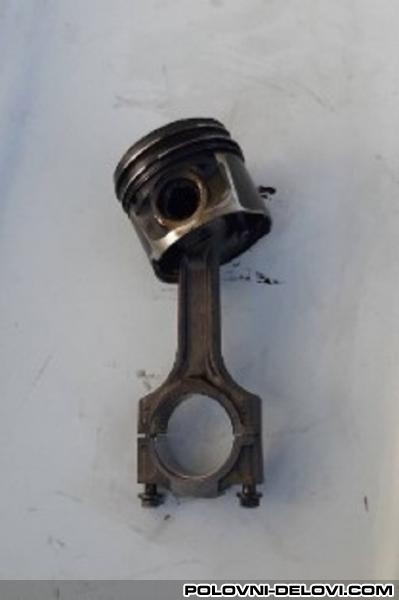 Fiat  500 L  Motor I Delovi Motora