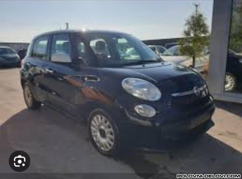 Fiat  500 Nuova  Kompletan Auto U Delovima