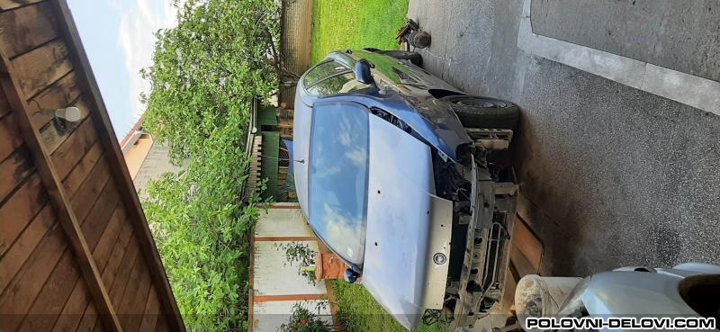 Fiat  Brava 1.2 16v Kompletan Auto U Delovima