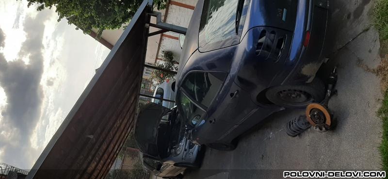 Fiat  Brava 1.2 16v Kompletan Auto U Delovima