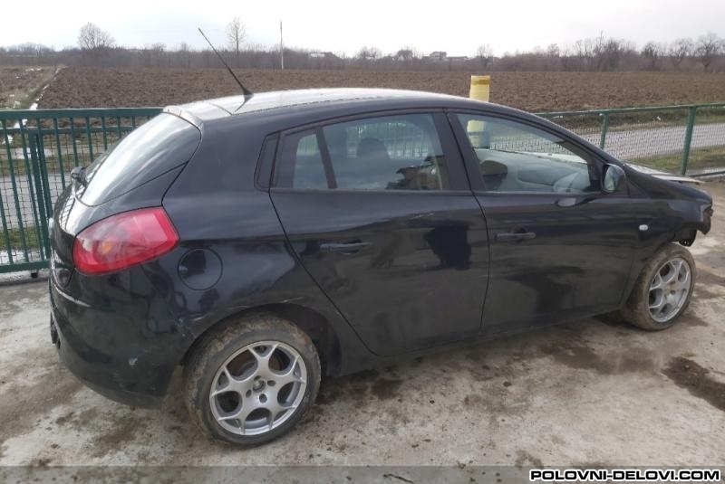 Fiat  Bravo 1.6 Multijet Kompletan Auto U Delovima