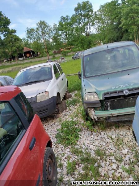 Fiat  Doblo 1.6 Benzin Kompletan Auto U Delovima