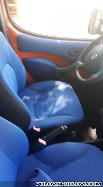 Fiat  Doblo 19  Jtd Kompletan Auto U Delovima