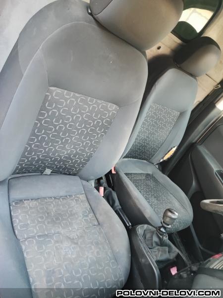 Fiat  Doblo  Enterijer