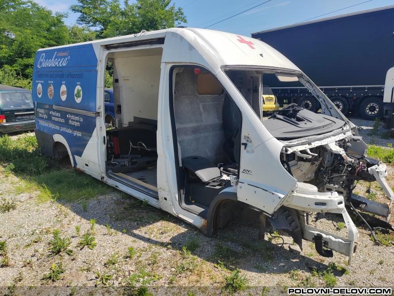 Fiat  Ducato 2.3mjet Kompletan Auto U Delovima
