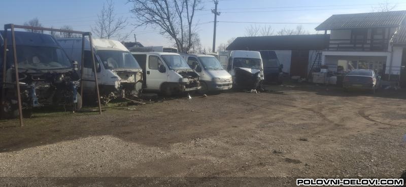 Fiat  Ducato Multijet Kompletan Auto U Delovima