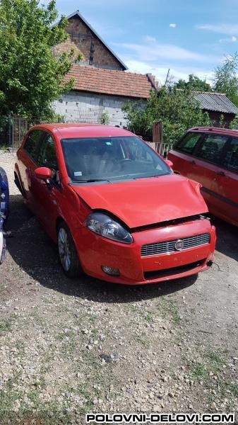 Fiat  Grande Punto 1.4  Kompletan Auto U Delovima