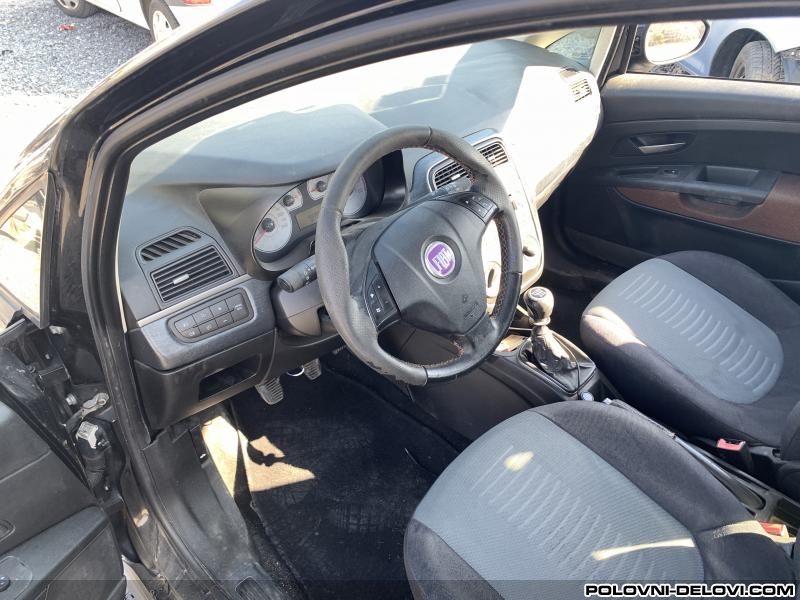 Fiat  Grande Punto Ablender Enterijer