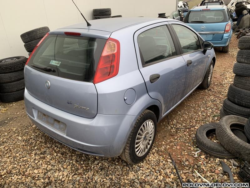 Fiat  Grande Punto Desna Vrata Karoserija