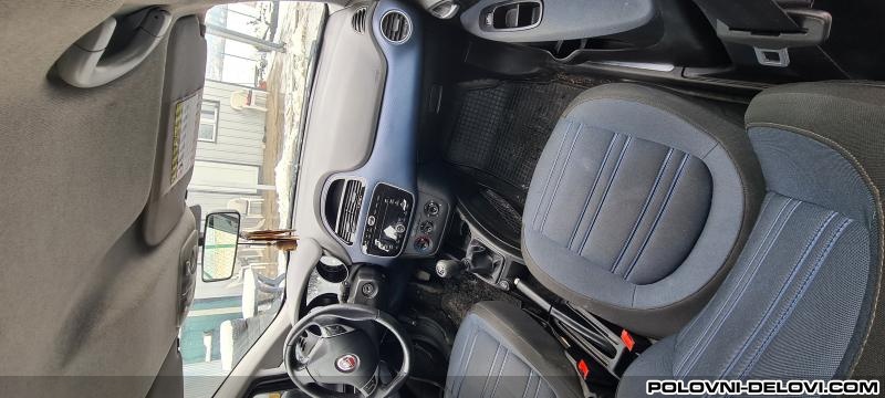 Fiat  Grande Punto  Enterijer