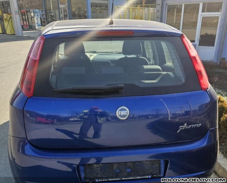 Fiat  Grande Punto Gepek Vrata Karoserija