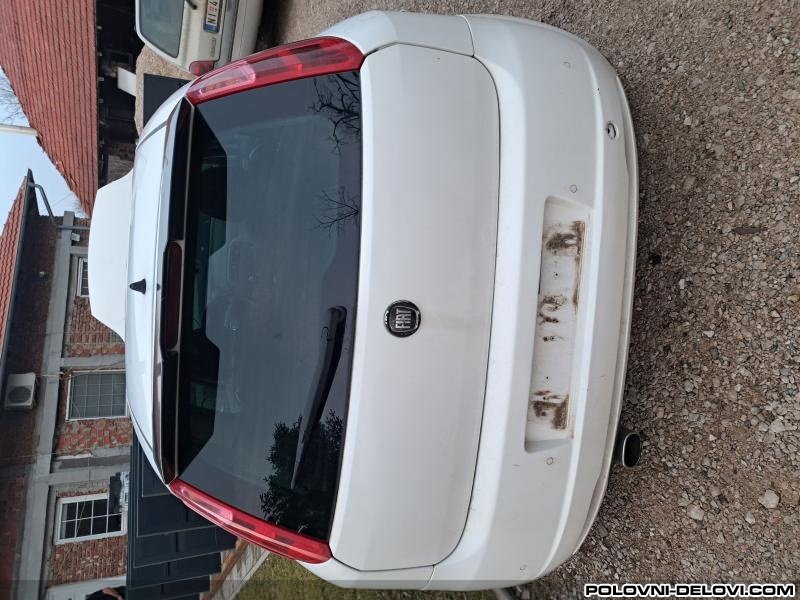 Fiat  Grande Punto Gepek Zadnji Branik Karoserija