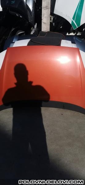 Fiat  Grande Punto Hauba Narandzasta Karoserija