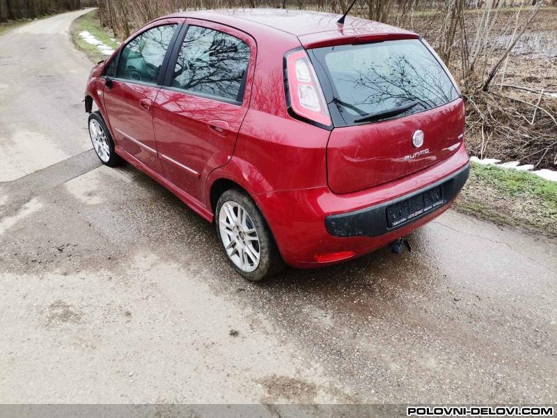 Fiat  Grande Punto  Kompletan Auto U Delovima