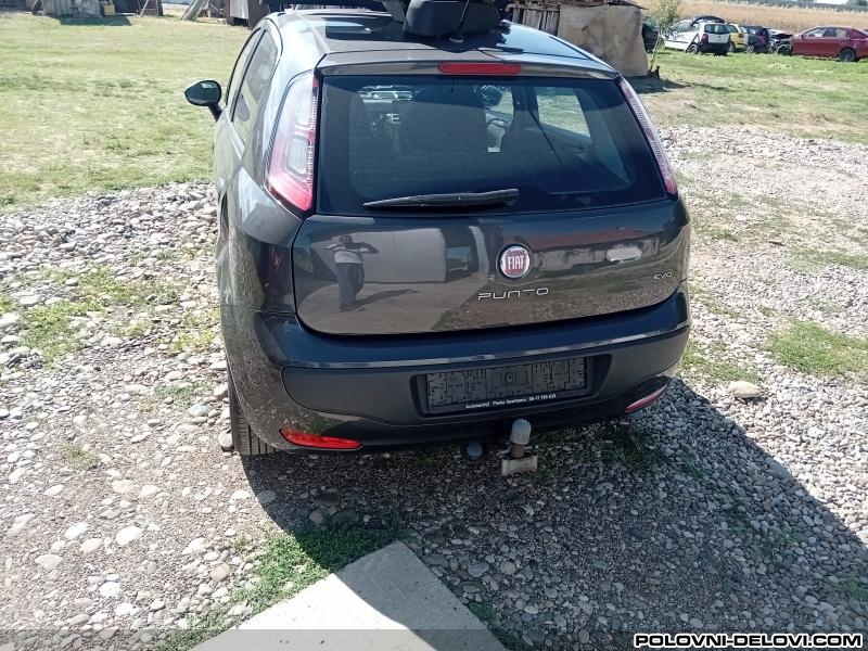 Fiat  Grande Punto Mjtd Kompletan Auto U Delovima