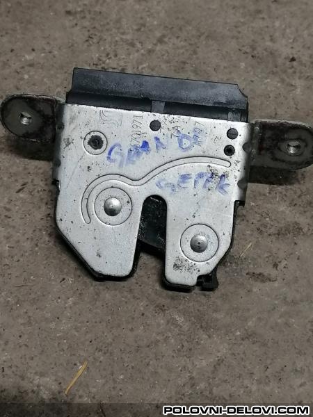 Fiat  Grande Punto  Razni Delovi
