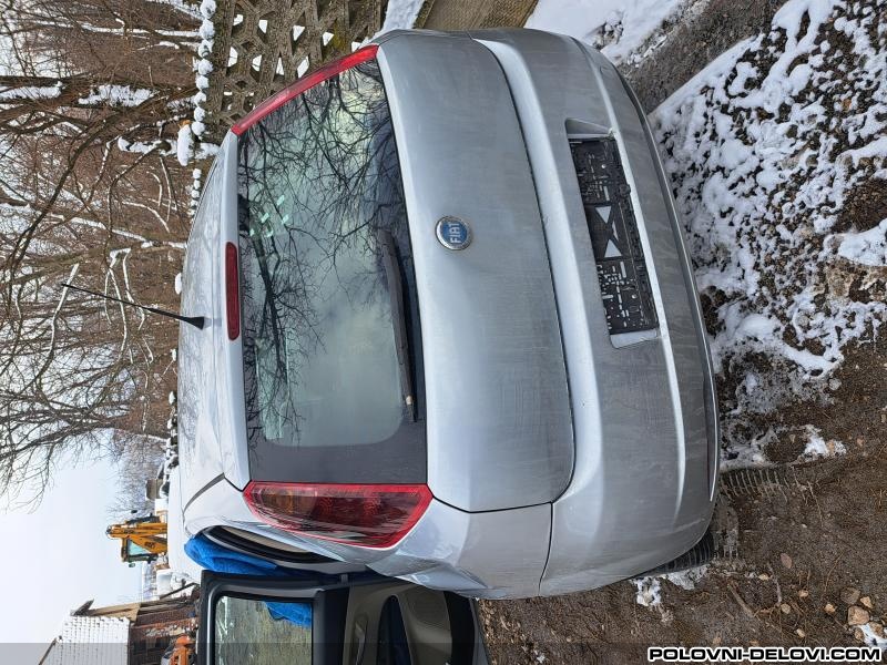 Fiat  Grande Punto Stop Svetla Svetla I Signalizacija