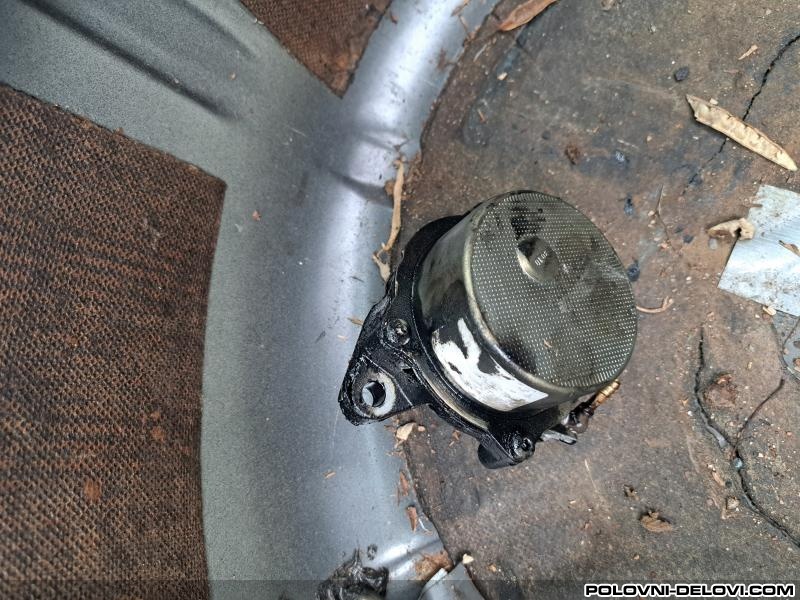 Fiat  Grande Punto Vakum Pumpa 1.3 Motor I Delovi Motora