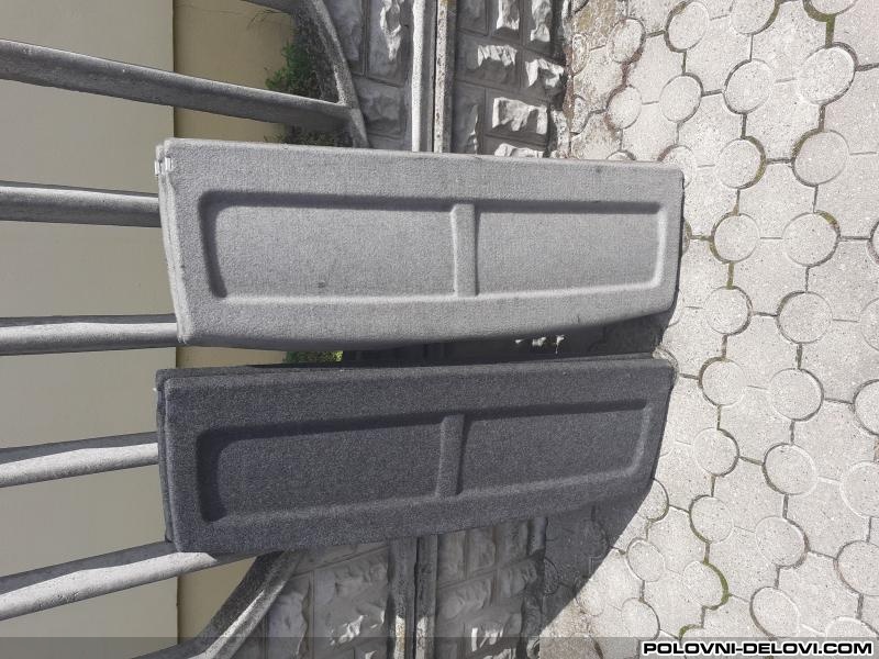 Fiat  Panda 1.3mj Polica U Gepeku