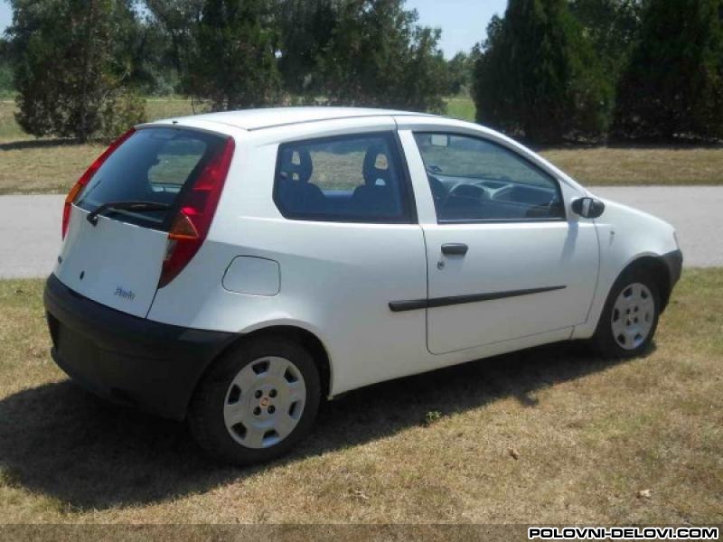 Fiat  Punto 1  9d Kompletan Auto U Delovima