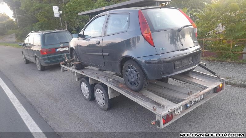 Fiat  Punto 1.2 Benz Kompletan Auto U Delovima
