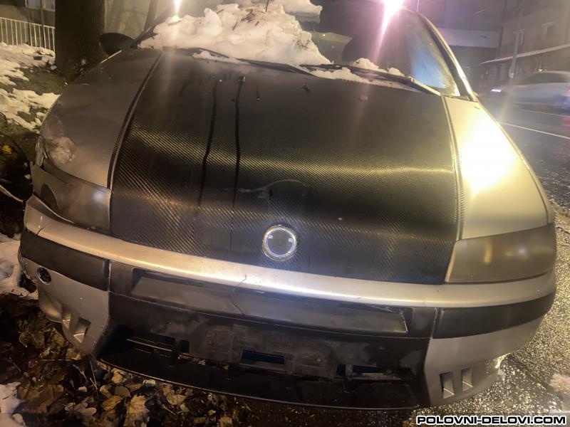 Fiat  Punto 1.2 Kompletan Auto U Delovima