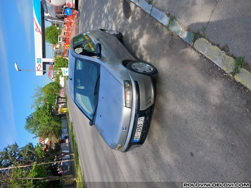 Fiat  Punto 1.2 Kompletan Auto U Delovima
