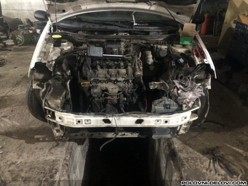 Fiat  Punto 1.3 Mjet Motor I Delovi Motora