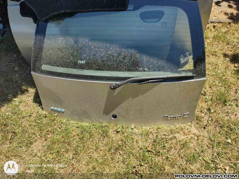 Fiat  Punto 1.9 D I 14. B Kompletan Auto U Delovima