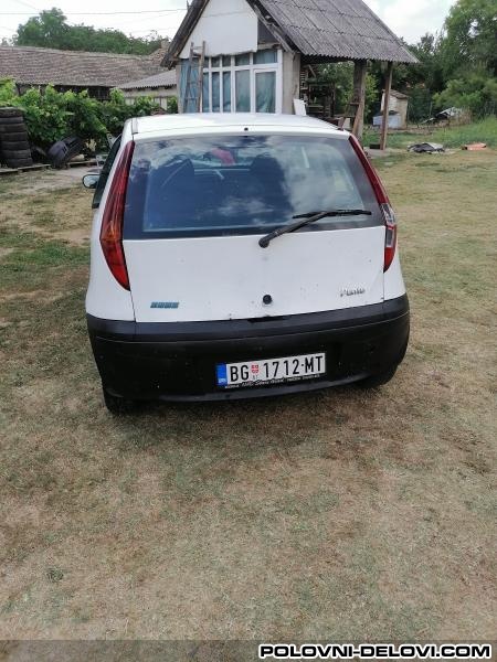 Fiat  Punto 1.9 JTD Kompletan Auto U Delovima