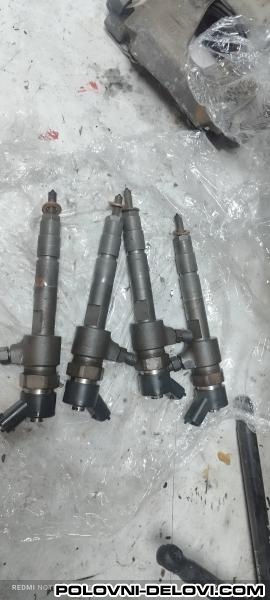 Fiat  Punto 1.9 Jtd Motor I Delovi Motora
